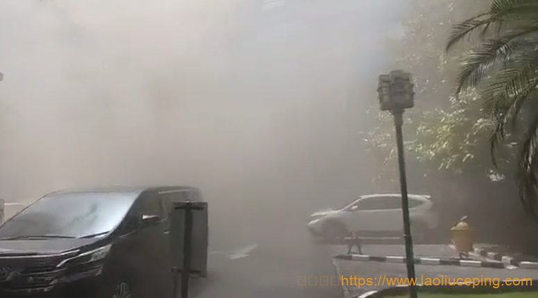 现场直击!印尼互联网交换中心失火,或由电路短路引发
